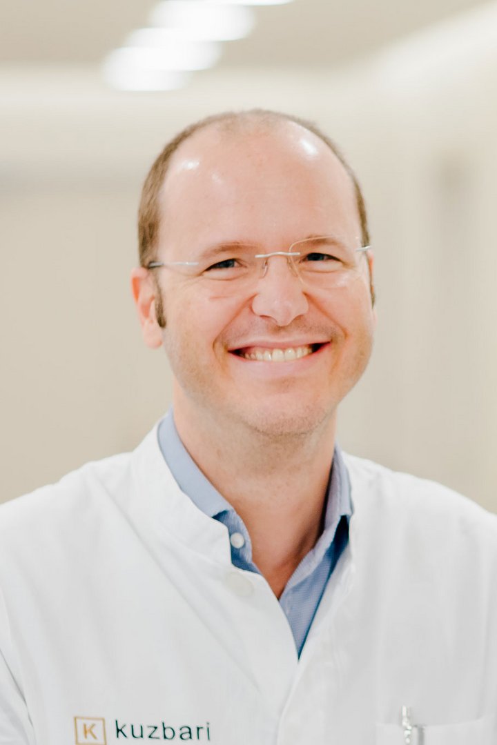 Dr. Andreas Dobrovits